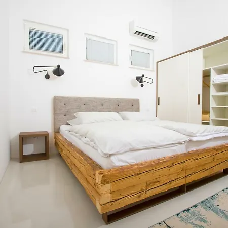 Sunsetloft *