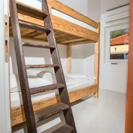 Apartman Sunsetloft Vir