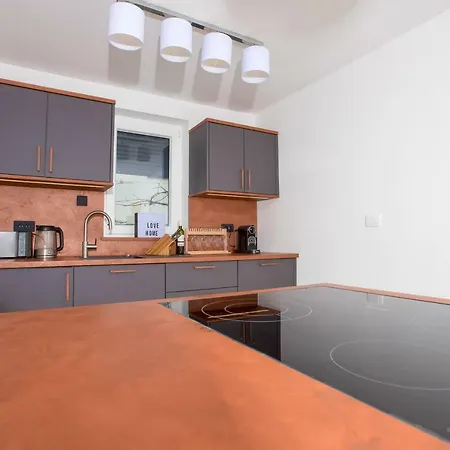 Sunsetloft Apartmán Vir